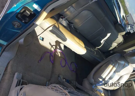 1997 Chevrolet C1500 Fleetside from USA, damaged, VIN 2GCEC19R1V1136654